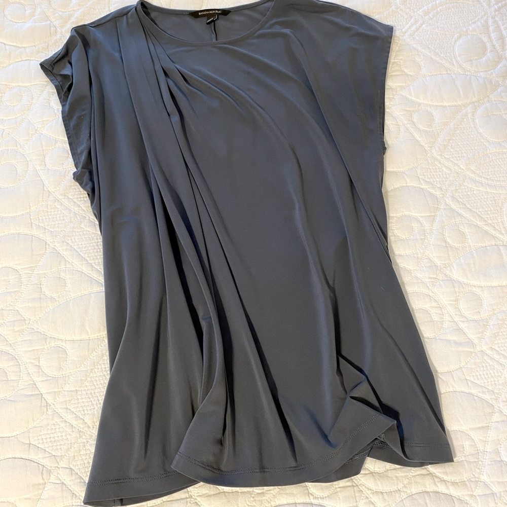 Banana Republic tunic style shirt
